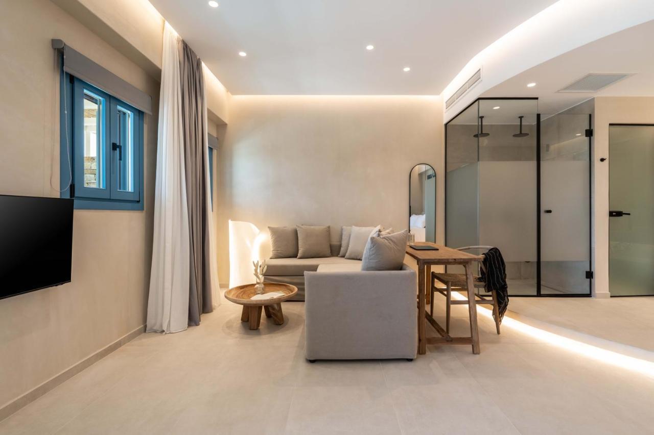 Aura Suites Paros Nausa Exteriér fotografie